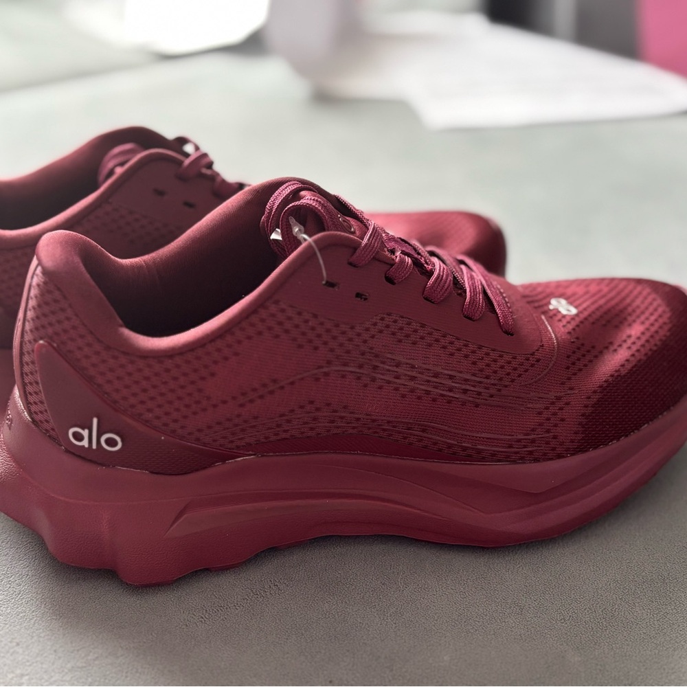 ALO Yoga Women's burgundy Athletic Shoes